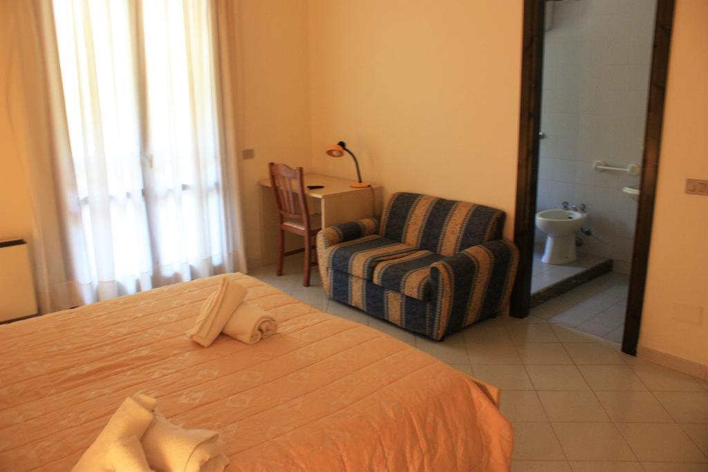 Hotel La Pineta Arborea Ruang foto