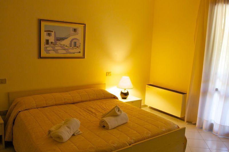 Hotel La Pineta Arborea Bagian luar foto